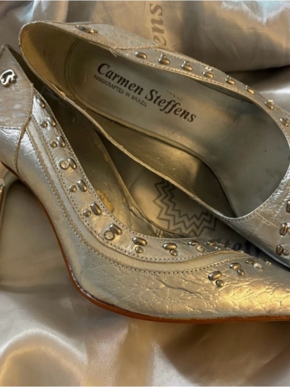 Carmen Steffens Leather Silver with Studs Vintage Pumps 
Size 6